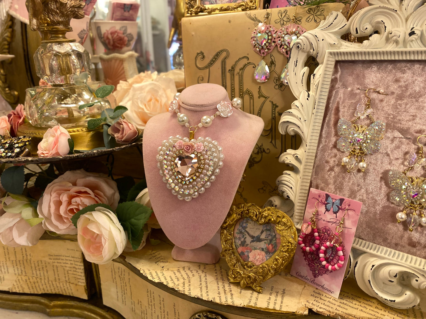 Large Heart pearl necklace