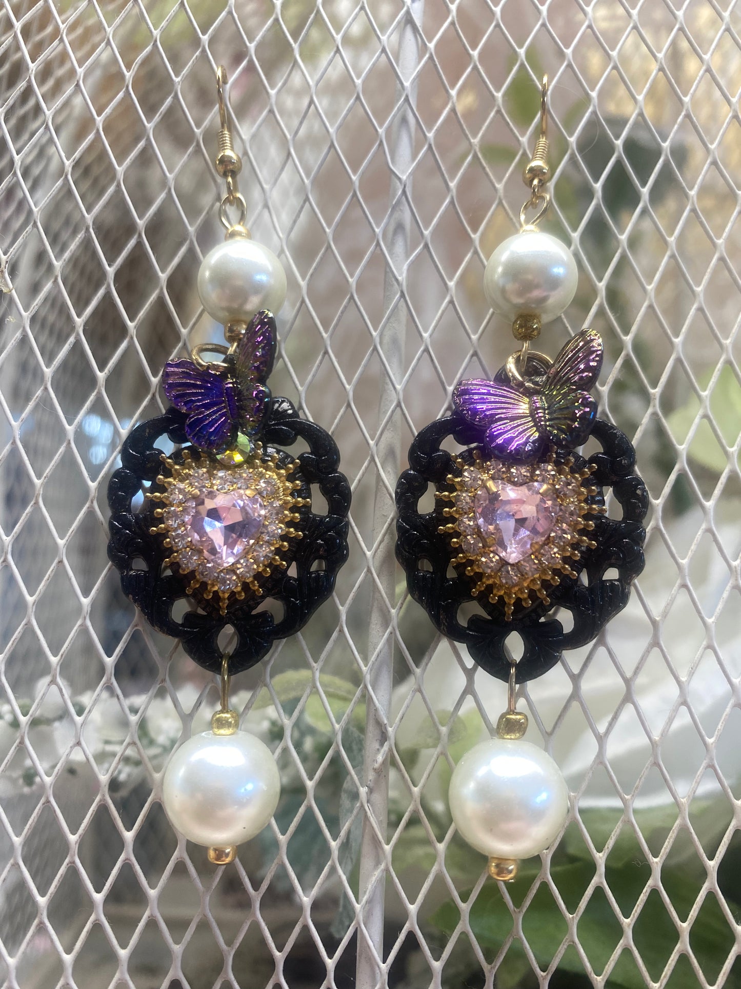 Black and Pink heart Earrings